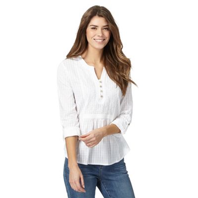 White embroidered notch neck shirt